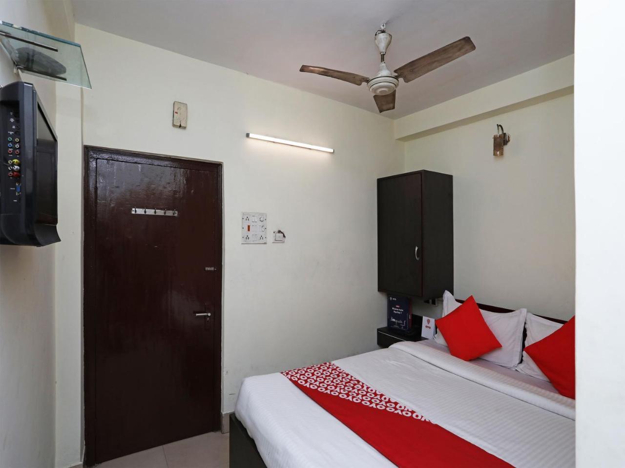 Oyo 13906 Vinita Inn Santragachi Exterior photo